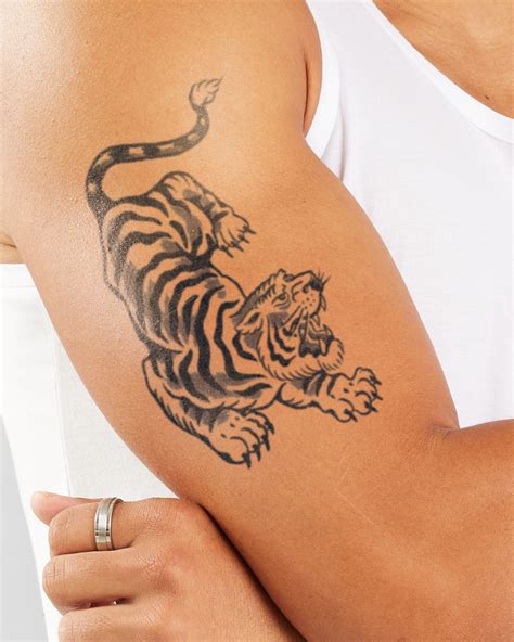 Discover More Than Tiger Rib Tattoo Super Hot In Cdgdbentre