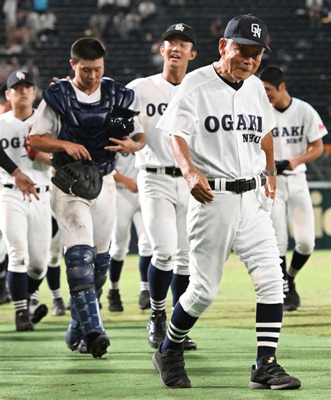 【甲子園】まさかの劇的結末「みんなの思いが形に」おかやま山陽10回逆転サヨナラで初3回戦へ 高校野球夏の甲子園写真ニュース 日刊スポーツ