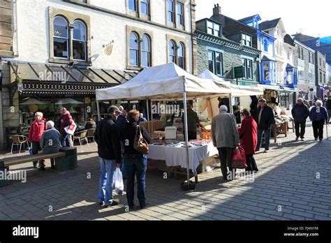 Market day in keswick hi-res stock photography and images - Alamy