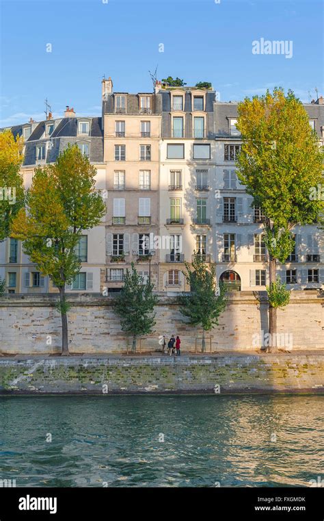 Paris Quai D Orleans View Of Apartment Buildings Sited Along The Quai