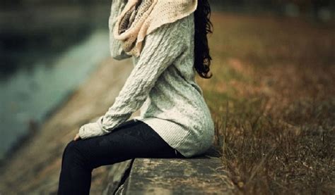 Legs Brunette Sitting Blurred Sweater Wallpaper Coolwallpapers Me
