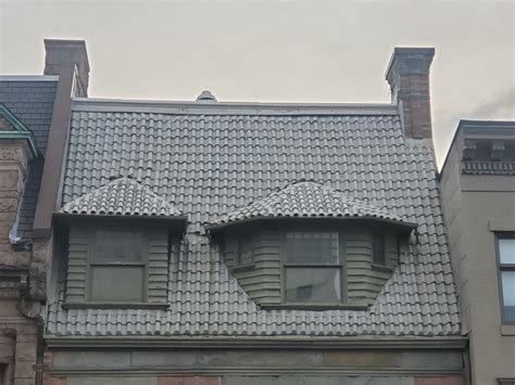 Mansard Roof Types - What Are Common Material types?