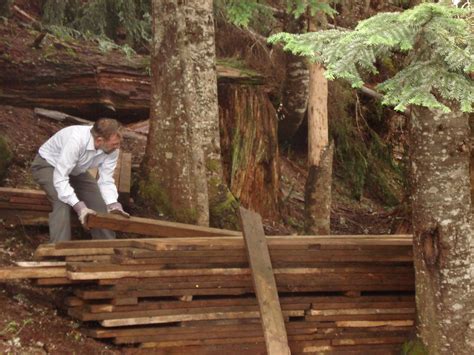 May Nude Hiking And Soaking In The Pacific Northwest