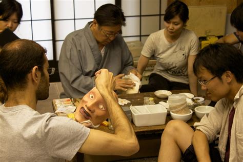 Noh mask carving | The International Noh Institute