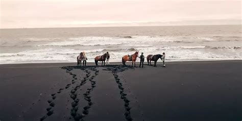 BEST ICELAND ELOPEMENT ACTIVITY IDEAS