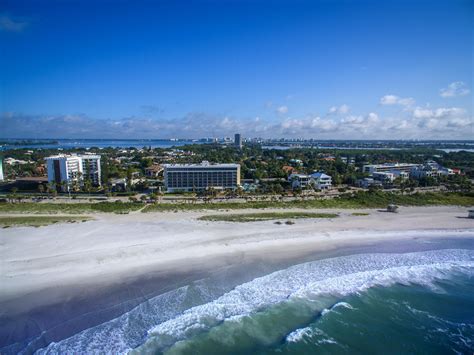 Restaurants Near Holiday Inn Sarasota-Lido Beach-@The Beach