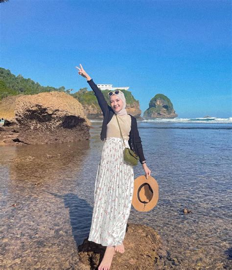 Ootd Hijab Pantai Jeans Homecare