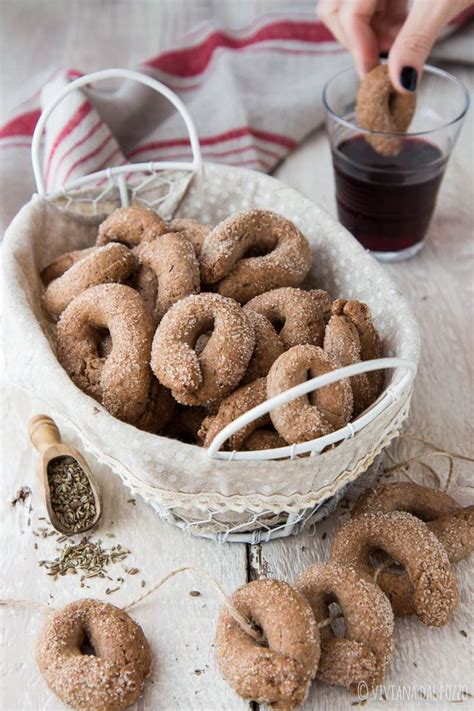 Taralli Dolci Integrali Al Vino Rosso E Semi Di Anice Cosa Ti Preparo