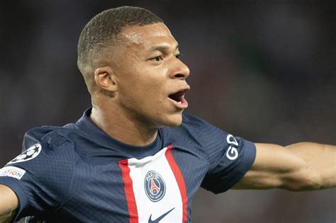 Kylian Mbappe Drops One Word Message On 27m Arsenal Players IG Post