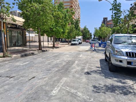 Aguas acorta plazos y reabre al tráfico la avenida de Bruselas tras la
