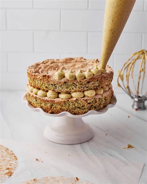 Pistachio Dacquoise Bonni Bakery