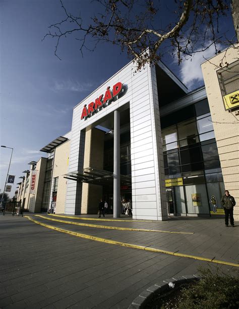 Árkád Shopping Center — Finta Stúdió