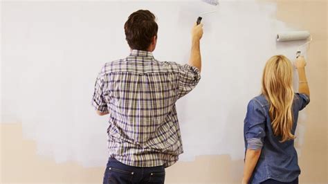 Trucos efectivos y prácticos para remover las manchas de pintura del