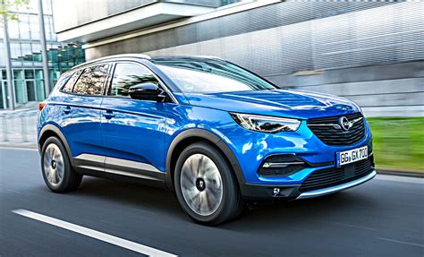 Prices And Specifications For Opel Grandland X Innovation In Uae