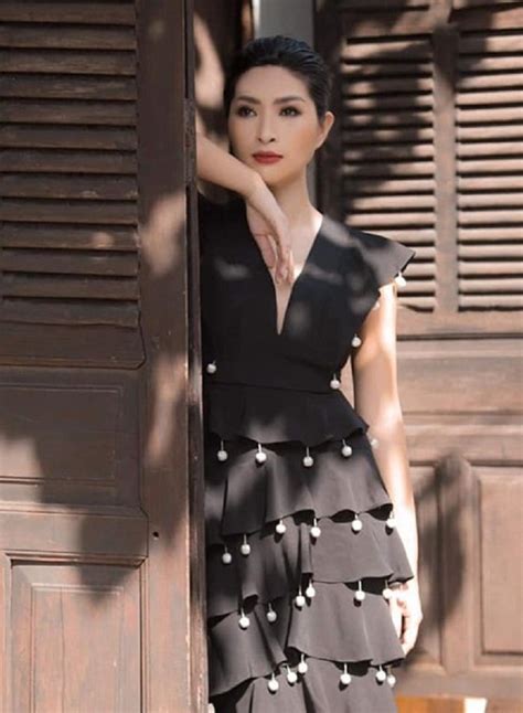 Nguy N H Ng Nhung Tr I L Ng V I Scandal Nh Sex V L N T T B N M