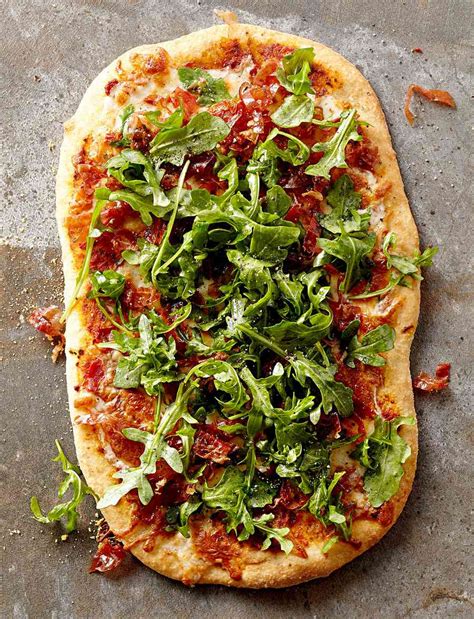 Pesto Prosciutto Flatbread