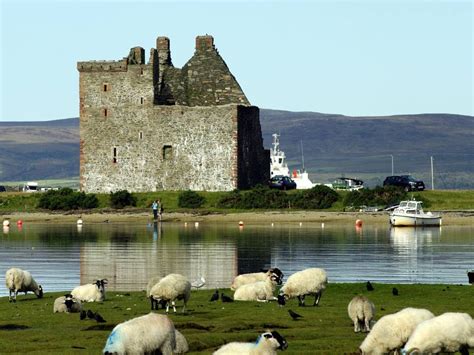 Lochranza Castle - Ayrshire and Arran