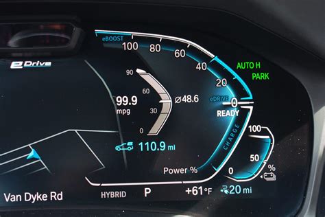 2021 BMW 330e: A plug-in powerhouse - CNET