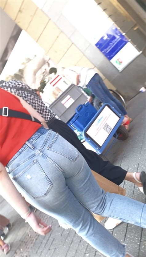 German Chics Ass Forum