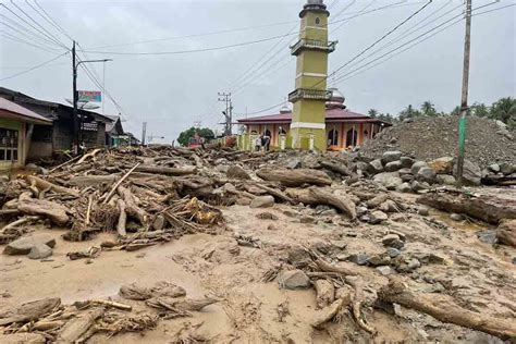 Banjir Bandang Di Aceh Selatan 10 Alat Berat Dikerahkan