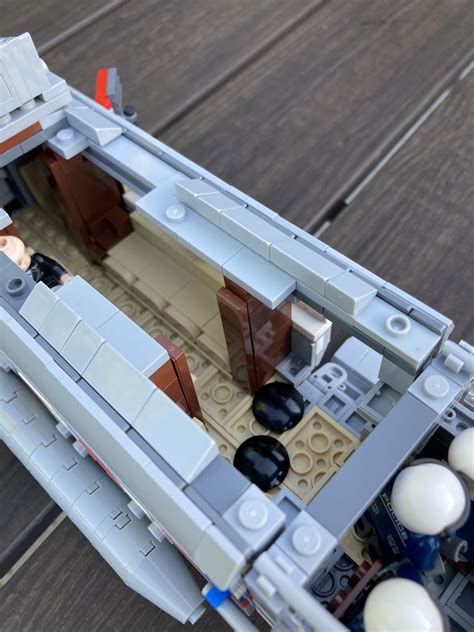 Lego Mi-8 MTV VVIP | (Russian Marine One) The lego model has… | Flickr