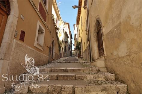 Centro Storico Di Sezze Romano Via Scalelle Del Duomo Homes In Italy