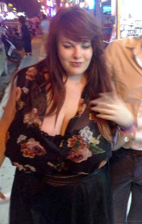 Streaming Dipsea Big Beautiful Busty Brunette Bbw Busty Hashtag Videos On Tiktok