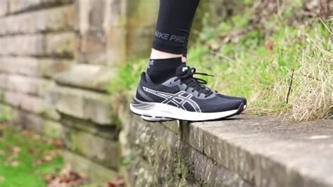 ASICS Gel Excite 8 Review, Facts, Comparison | RunRepeat