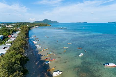 Premium Photo Aerial View Of Thai Traditional Longtail Fishing Boats