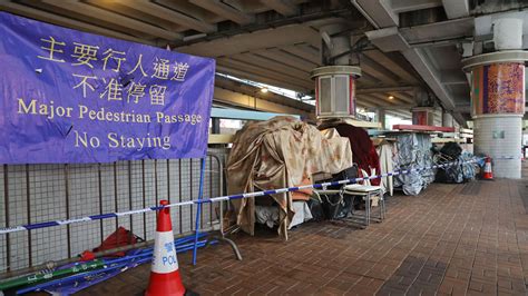 圖集｜本港疫情嚴峻 「驚蟄打小人」轉攻網上 香港商報