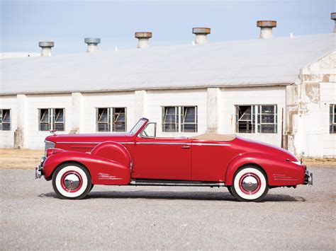 Rm Sotheby S Cadillac V Convertible Coupe By Fleetwood