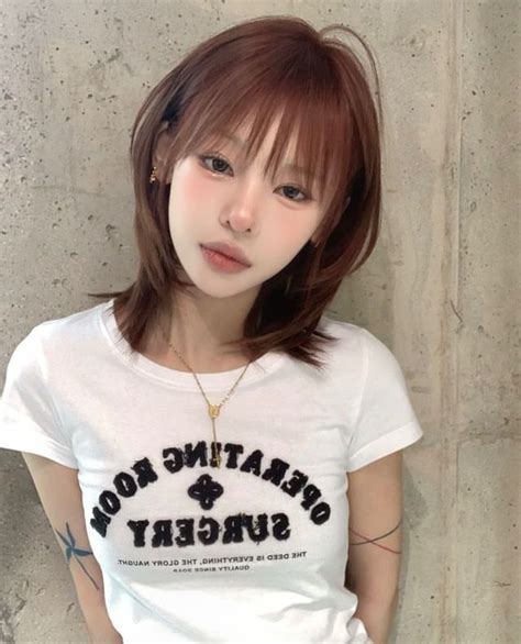 Pin By Julia On Quick Saves In Short Hair Cuts Ulzzang Short