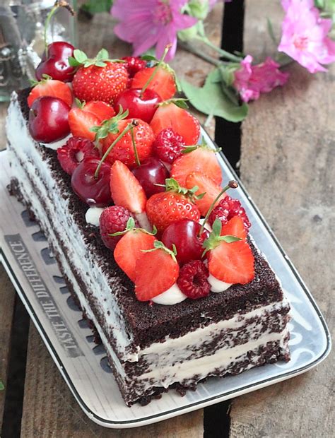 Naked Cake Chocolat Et Fruits Rouges