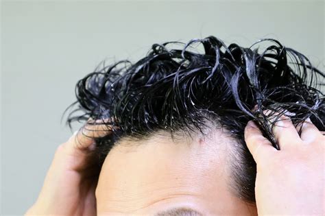 Does A Scalp Massage Really Promote Hair Growth Dr Mark Tam