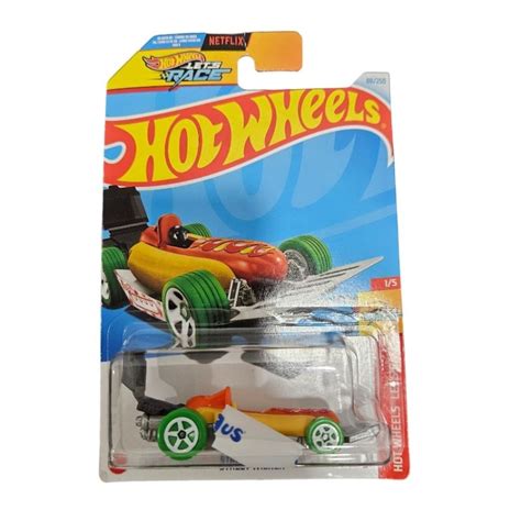 ORIGINAL Hot Wheels Street Wiener Hot Wheels Let S Race Shopee Malaysia