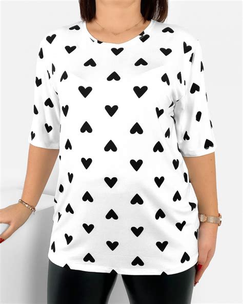 Bluzka Damska T Shirt Plus Size W Kolorze Bia Ym Wz R Serduszka Blanca