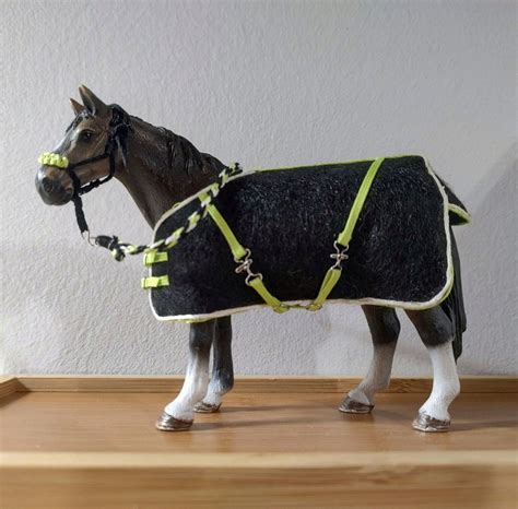 Zestaw derka halter uwiąz dla modeli figurek koni schleich collectA