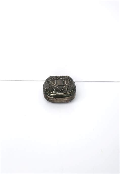 French Art Nouveau Period Sterling Silver Pill Box For Sale at 1stDibs