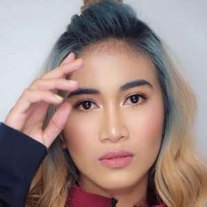 pamela swing birthday real  age weight height family facts