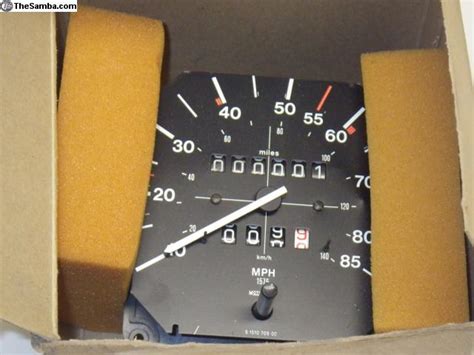 TheSamba VW Classifieds NOS 321957033L Rabbit Speedometer