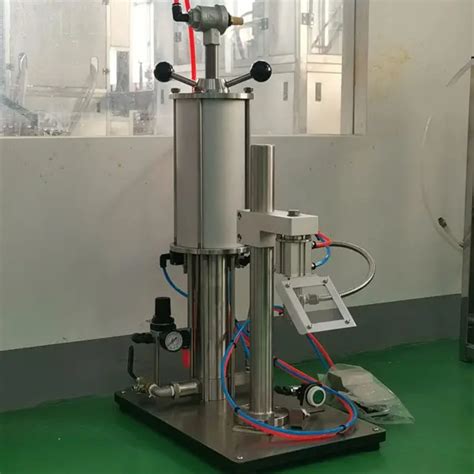 Small Pneumatic Crimping Machine Aerosol Fanxuncan