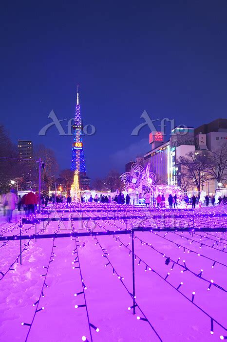 さっぽろホワイトイルミネーション 北海道 208384697 の写真素材 アフロ