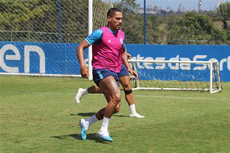 Bahia faz seu penúltimo treino antes de encarar o Massa Bruta