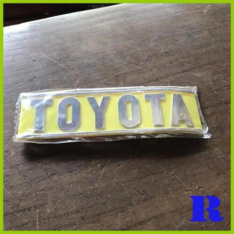 Jual Emblem Logo Tulisan Toyota Hardtop F Lengkung Kuning Msg