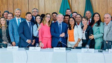 Prefeitos Baianos Participam Do Lan Amento De Plataforma Para