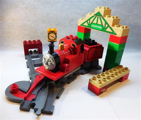 Lego Duplo Thomas And Friends 5552 James At Knapford Station 32pc