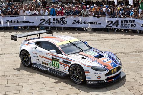 Aston Martin Unveils Fan-Designed Le Mans Race Car - autoevolution