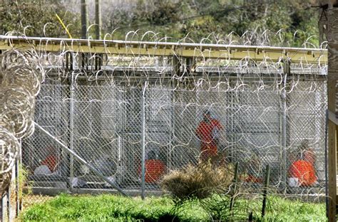 Guantanamo Tagebuch Die Aufzeichnungen Des Gefangenen Slahi Der Spiegel