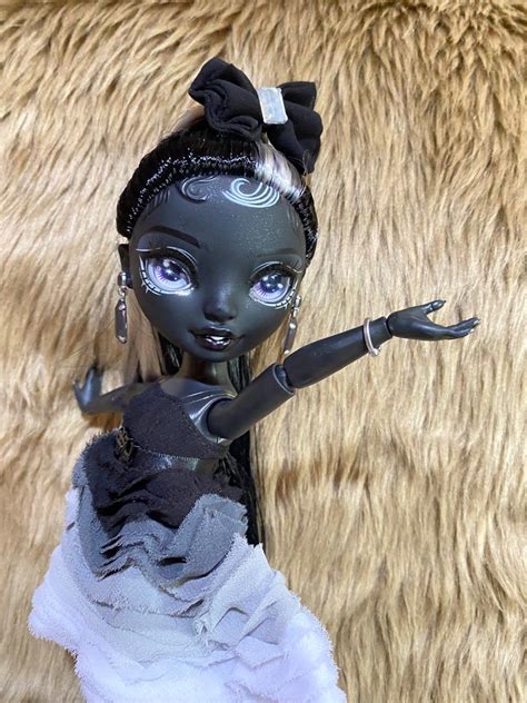 Shadow High Shanelle Onyx Rainbow High Doll Hobbies And Toys Toys