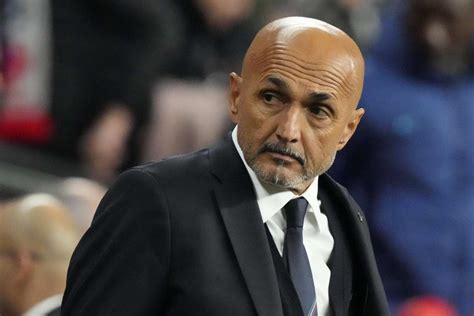 Sorpresa Napoli Con L Italia Spalletti Fa Felice Il Calciatore